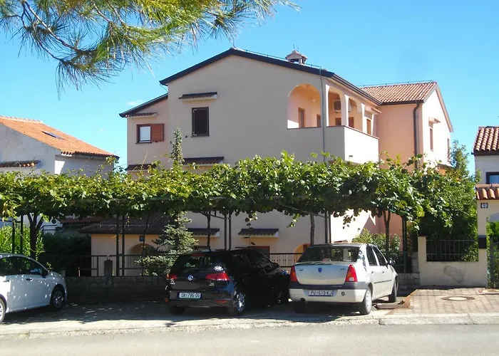 Apartments Neda - Porec South